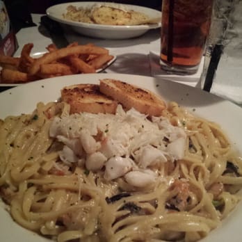 Half Shell Oyster House - Seafood pasta - Cajun/Creole Near Me - Mobile, Alabama
