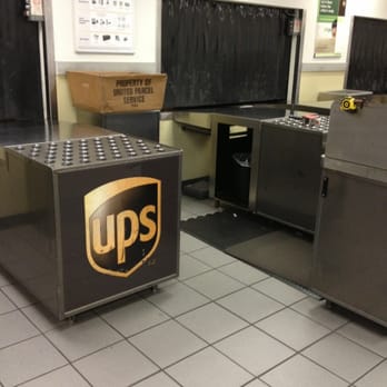 UPS Customer Service Center - Shipping area - Shipping Centers Near Me - Anaheim, California