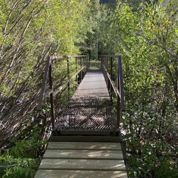 Rainbow Lake Resort - Walking trail bridge over creek - Hotels Near Me - Buena Vista, Colorado