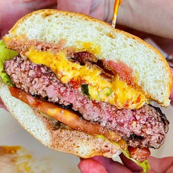 Old Ebbitt Grill - Bacon Pimento Cheeseburger* - Bars Near Me - Washington, DC, District of Columbia Old Ebbitt Grill - Bacon Pimento Cheeseburger* - Bars Near Me - Washington, DC, District of Columbia