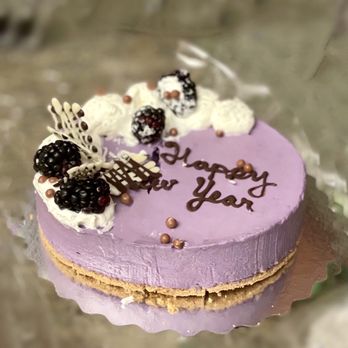Oishiii Sweets - 6" Ube Tofu Cheesecake ($30) - Desserts Near Me - Toronto, Ontario