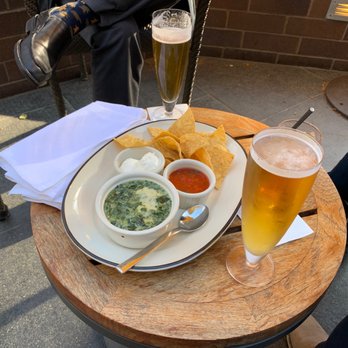 Hillstone - SPINACH & ARTICHOKE DIP warm tortilla chips - New American Near Me - San Francisco, California