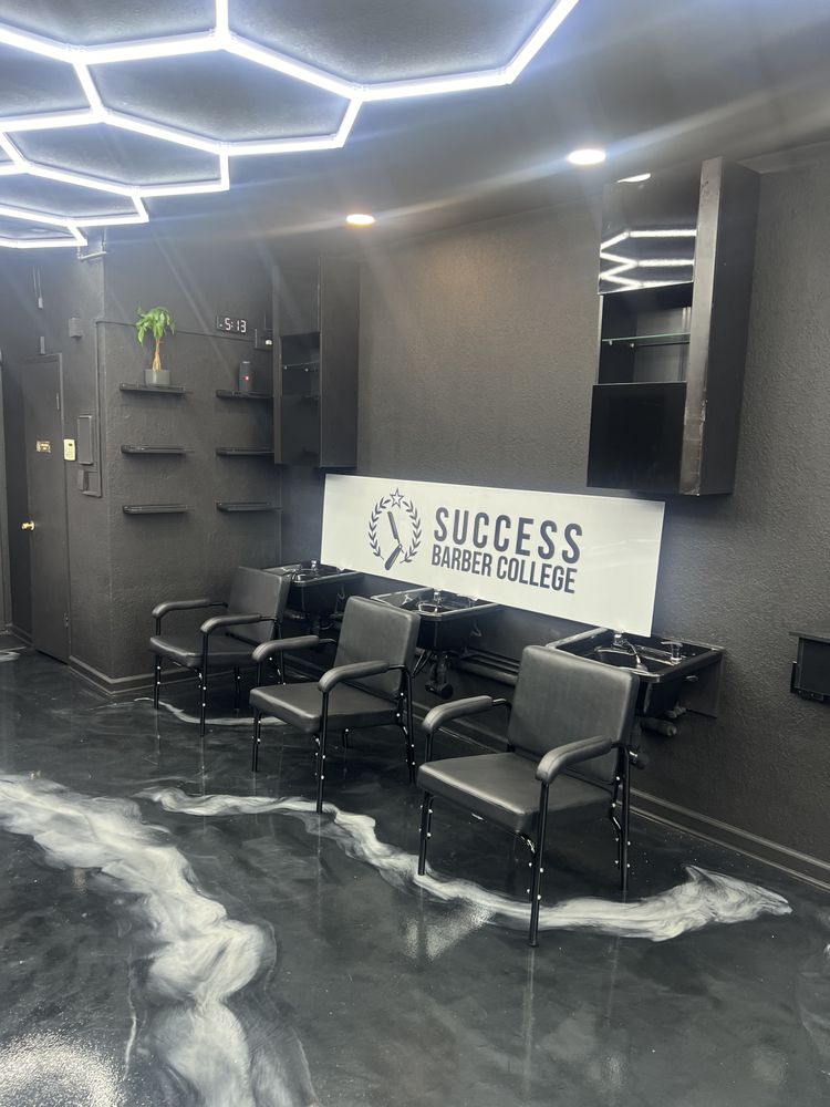 Success Barber College Logo