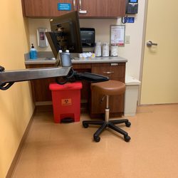 AltaMed Medical & Dental Group - South Gate - Rooms are always clean!