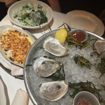 Monkey Bar - Oysters truffle Mac and Caesar salad - American Near Me - New York, New York