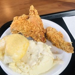 Connie’s Chicken