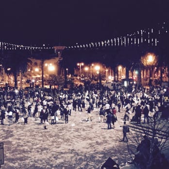 San Francisco Pillow Fight Club 175 Foton 145 Recensioner