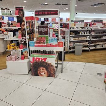 Ulta Beauty - Inside the store - Cosmetics & Beauty Supply Near Me - Burbank, California Ulta Beauty - Inside the store - Cosmetics & Beauty Supply Near Me - Burbank, California