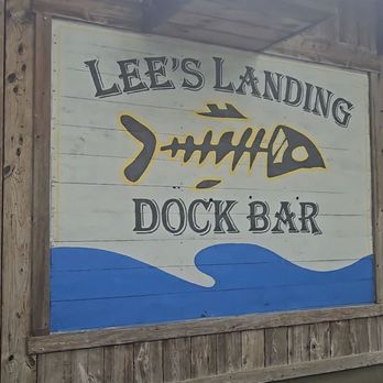 Lee's Landing Dock Bar - Seafood Near Me - Port Deposit, Maryland