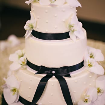 Gloria Flowers - Our wedding cake decorated beautifully by Gloria Flowers - Florists Near Me - Los Angeles, California Gloria Flowers - Our wedding cake decorated beautifully by Gloria Flowers - Florists Near Me - Los Angeles, California