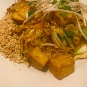 Elephant Cafe - Tofu Pad Thai Noodle - Thai Near Me - Lake Forest, California Elephant Cafe - Tofu Pad Thai Noodle - Thai Near Me - Lake Forest, California