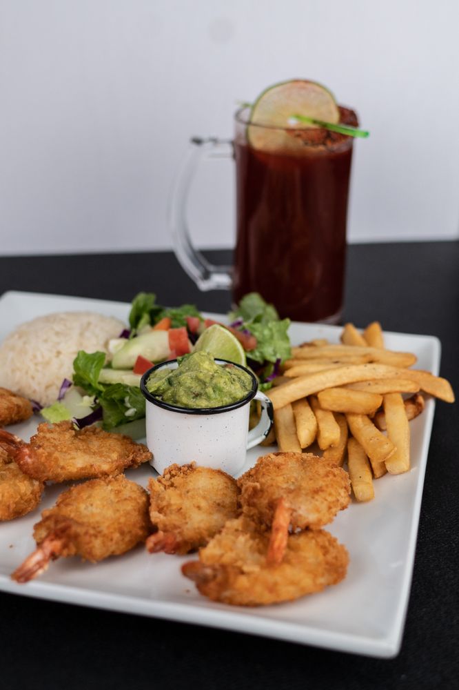 Food from El Capricho Restaurant