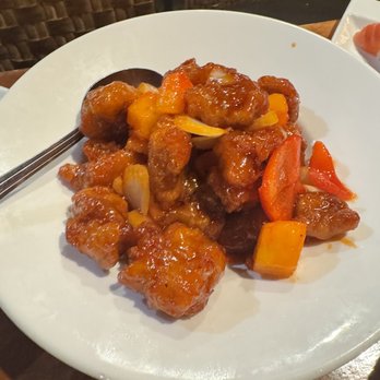 Genghix - sweet and sour pork - Sushi Bars Near Me - Castro Valley, California