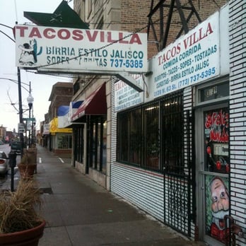Tacos Villa - the front of the restaurant - Mexican Near Me - Chicago, Illinois