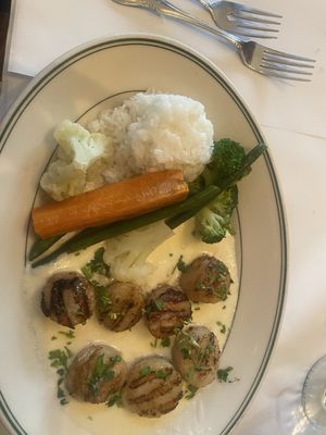 Hyde Street Seafood House & Raw Bar by null