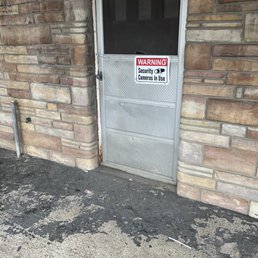 Ghetto location. Worse hotdogs Ghetto location. Worse hotdogs