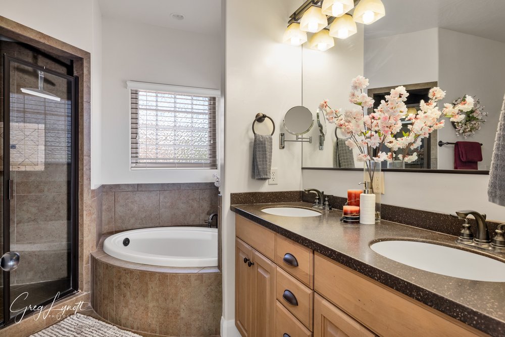 BRENDA BATTISTA BERKSHIRE HATHAWAY HOMESERVICES UTAH PROPERTIES