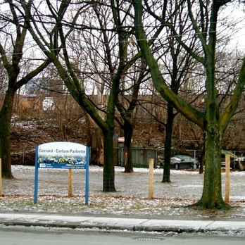 Gerrard - Carlaw Parkette - Dog Parks Near Me - Toronto, Ontario Gerrard - Carlaw Parkette - Dog Parks Near Me - Toronto, Ontario