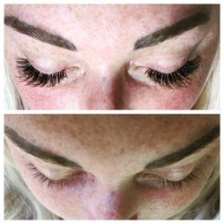 EyEnvy Beauty Studio - Glitter lashes for the holiday!