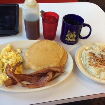 Angie's Circus City Diner - Eggs, pancakes, bacon, hash browns and perfect coffee - Diners Near Me - Hugo, Oklahoma Angie's Circus City Diner - Eggs, pancakes, bacon, hash browns and perfect coffee - Diners Near Me - Hugo, Oklahoma