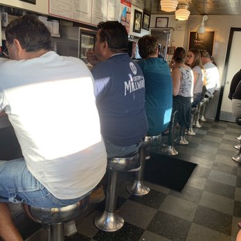 Town Topic - The counter - Burgers Near Me - Kansas City, Missouri Town Topic - The counter - Burgers Near Me - Kansas City, Missouri