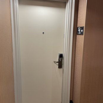 Hampton Inn Toledo-South/Maumee - Door to Room 300 - Hotels Near Me - Maumee, Ohio