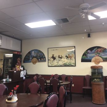 Rose Palace - Dining room - Chinese Near Me - Elk Grove, California Rose Palace - Dining room - Chinese Near Me - Elk Grove, California