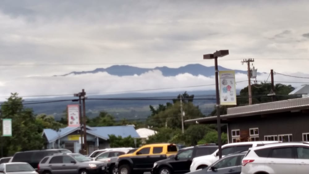 HARA CHUN REALTY Updated September 2024 11 Photos 681 Manono St