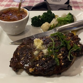 Shamus T Bones - Ribeye steak with chili - Barbeque Near Me - Eureka, California Shamus T Bones - Ribeye steak with chili - Barbeque Near Me - Eureka, California