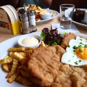Restauration 1840 - Schnitzel Wiener Art - International Near Me - Berlin, BE