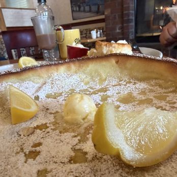 Elmer's Restaurant - German pancake - Breakfast & Brunch Near Me - Portland, Oregon Elmer's Restaurant - German pancake - Breakfast & Brunch Near Me - Portland, Oregon