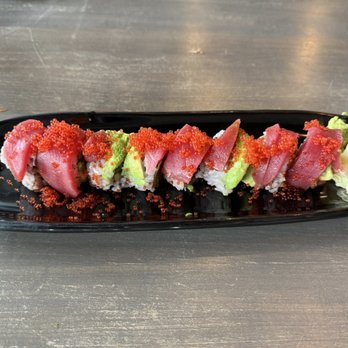 Kuro Sushi - Sushi Bars Near Me - Bellevue, Washington