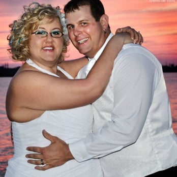 Brooke Durden Makeup Artistry - Airbrush Wedding Makeup - Makeup Artists Near Me Brooke Durden Makeup Artistry - Airbrush Wedding Makeup - Makeup Artists Near Me