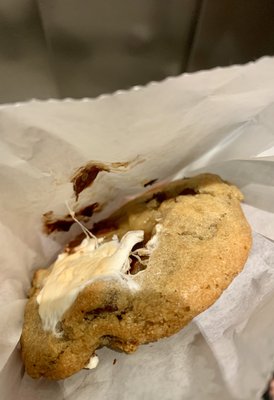 Bell's Cookie Co by null