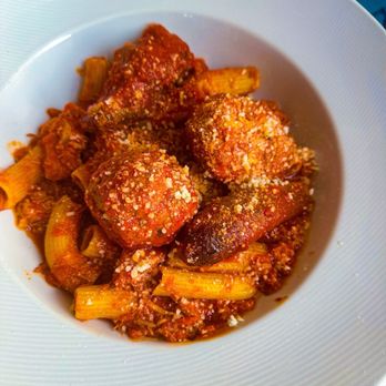 Il Venetian - Rigatoni & Meatballs - Italian Near Me - Cleveland, Ohio