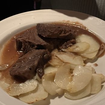 Cedar Hollow Inn Restaurant & Bar - Braised Short Ribs - American Near Me - Malvern, Pennsylvania Cedar Hollow Inn Restaurant & Bar - Braised Short Ribs - American Near Me - Malvern, Pennsylvania