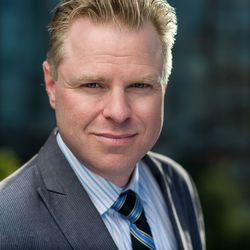 Scott Maddern Photography - Headshot Dan