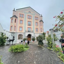 Hotel Hirsch - Exterior