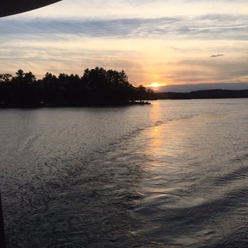 Sunapee Cruises - Sunset on the MV Kearsarge dinner cruise - Boat Charters Near Me - Sunapee, New Hampshire Sunapee Cruises - Sunset on the MV Kearsarge dinner cruise - Boat Charters Near Me - Sunapee, New Hampshire