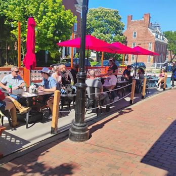 Daniel Street Tavern - Patio!!! We had a great time sitting out here last night. - Dive Bars Near Me - Portsmouth, New Hampshire Daniel Street Tavern - Patio!!! We had a great time sitting out here last night. - Dive Bars Near Me - Portsmouth, New Hampshire
