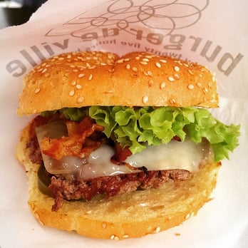 Burger de Ville - Jalapeno burger @ Burger DeVille - Burgers Near Me - Vienna, 9
