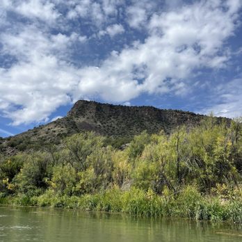 Los Rios River Runners - Fall colors peeking out a little 9/19/25 - Rafting/Kayaking Near Me - Ranchos de Taos, New Mexico