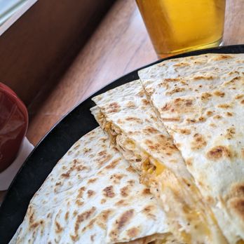 Mickie Finnz - Chicken + Cheese Quesadilla. Delicious! - Lounges Near Me - Las Vegas, Nevada