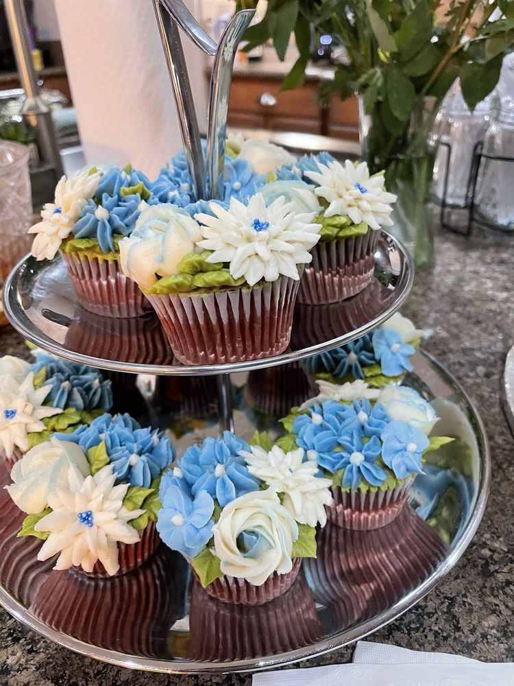 Miss Sue’s Sweets Logo