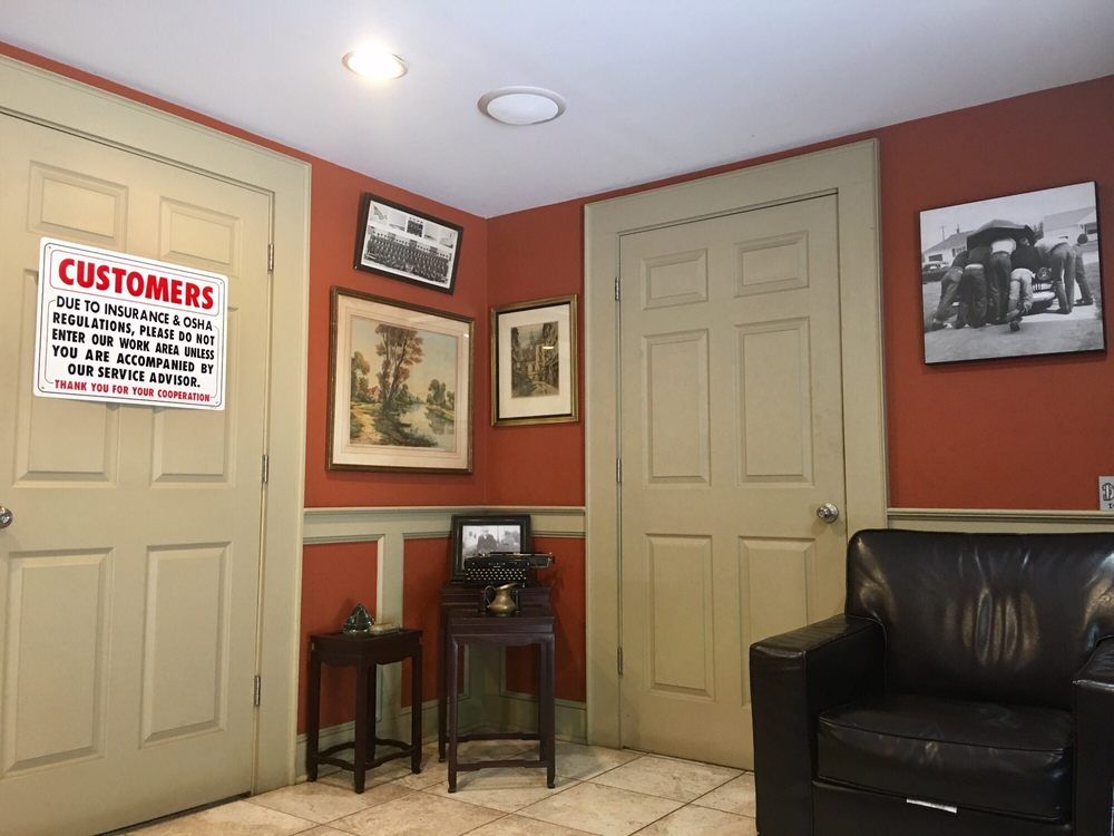 TECH AUTO Updated September 2024 53 Reviews 55 Connolly Pkwy