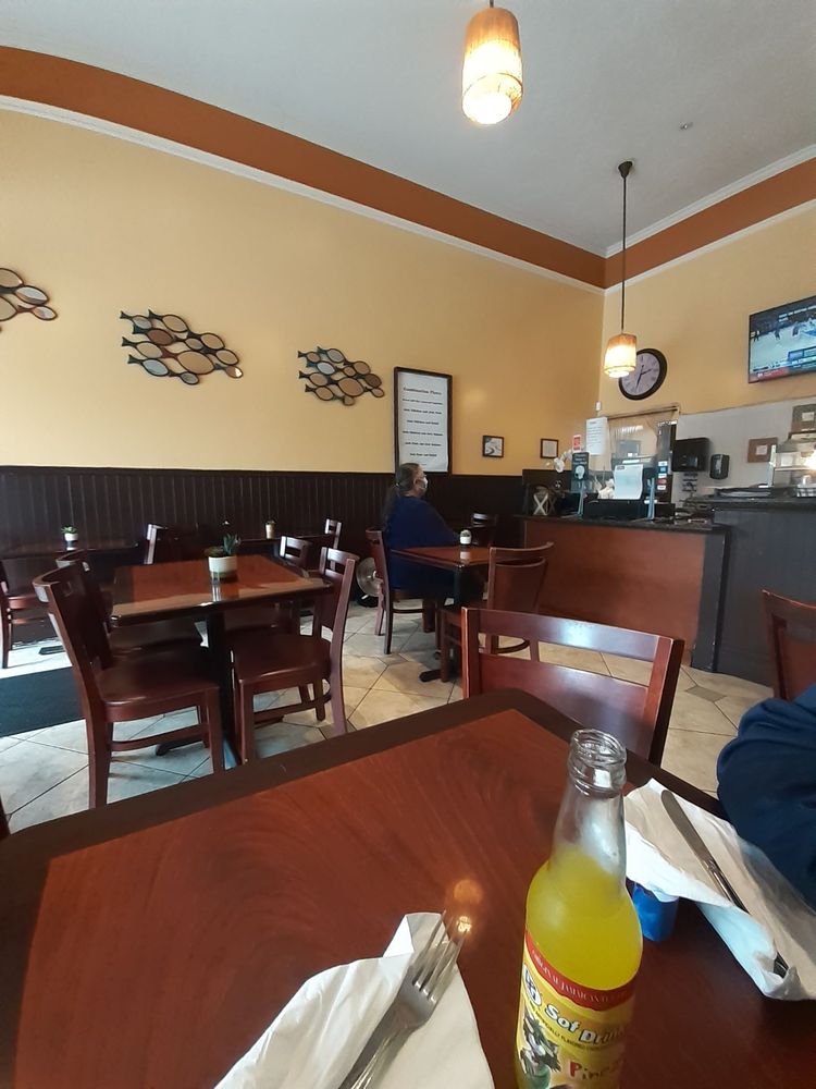 Flavas Jamaican Grill