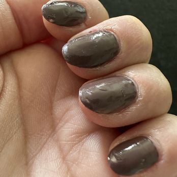 The Nail Lounge - Chips, missing paint - Nail Salons Near Me - College Station, Texas