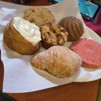 Sabor a Mí - Pastries served tableside - Mexican Near Me - Tijuana, BCN