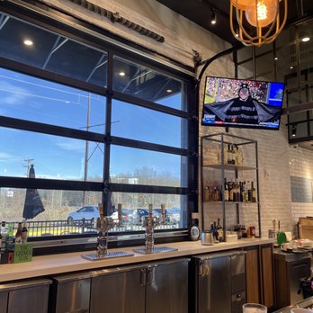 Eggspectation - Bar stool seating - Breakfast & Brunch Near Me - Newark, Delaware