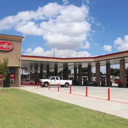 OnCue 125 - OnCue is a convenience store chain offering a selection of beverages, fresh food, fuel and clean restrooms.